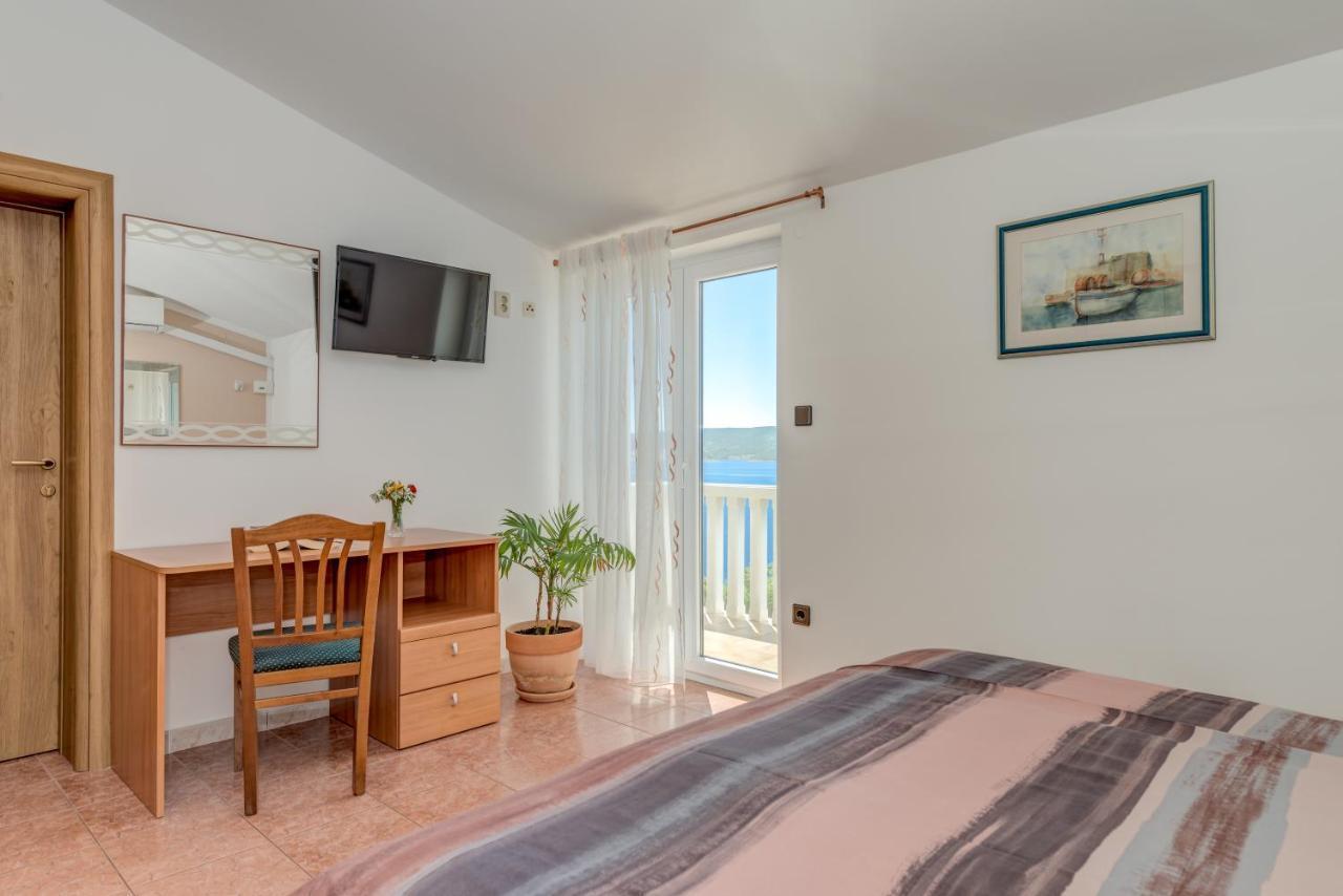 Natalie Apartment Omis Exterior photo