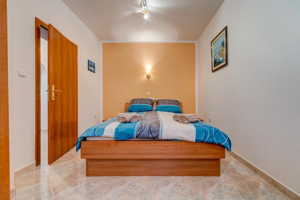 Natalie Apartment Omis Exterior photo